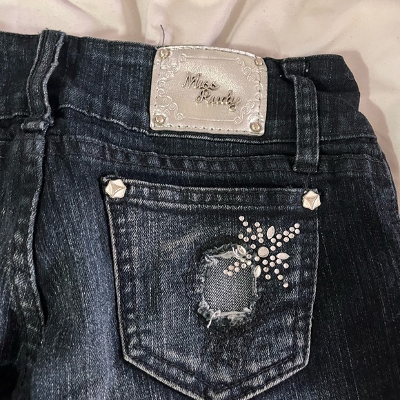 1/2 Miss Rudy bedazzled jeans - Picture 5 of 5